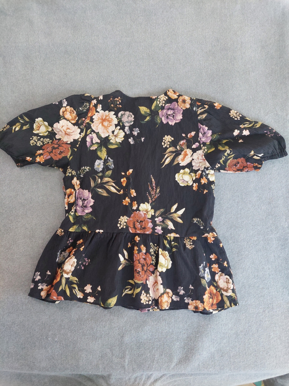 Laura Ashley Floral Peplum Top Small Boho Cottagecore Lace Up Puff Sleeve - Picture 7 of 7